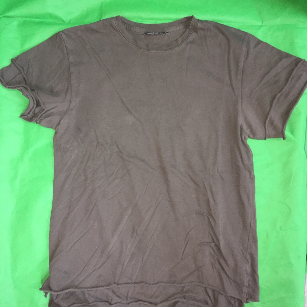 KNYEW Basic Hi-Lo Olive Tee size S